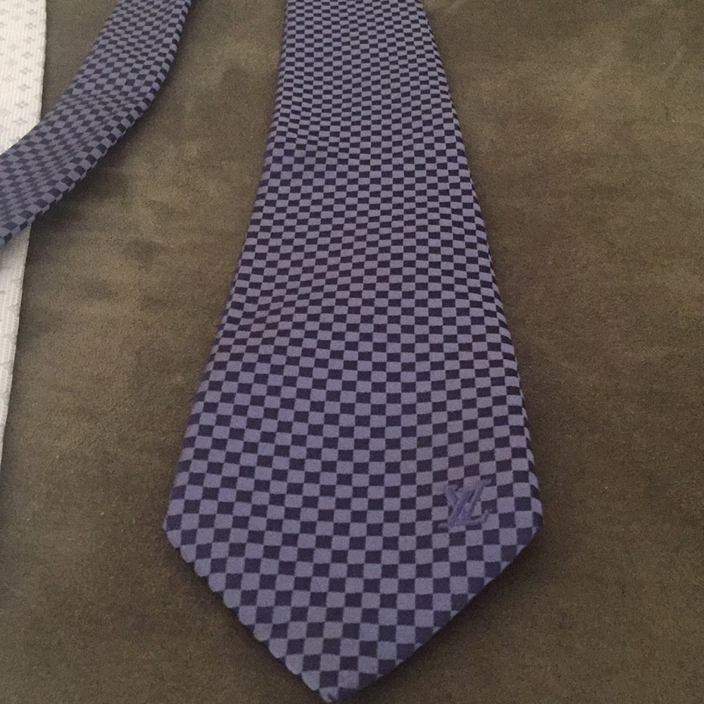 Louis Vuitton tie worn once